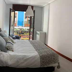 https://la-puerta-verde-casco-viejo-old-town.bilbaohotelsspain.com