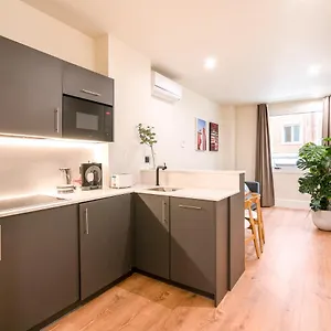 https://bilbao-riverside-by-staynn-apartments.bilbaohotelsspain.com